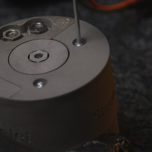 Steamjet TunaCan Thruster as a hight-thrust alternative for the CubeSats