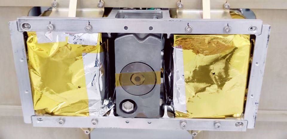 CubeSat mobility using water propulsion