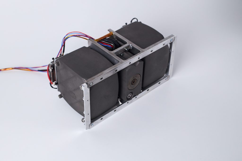 Water-based CubeSat propulsion system for safe LEO missions