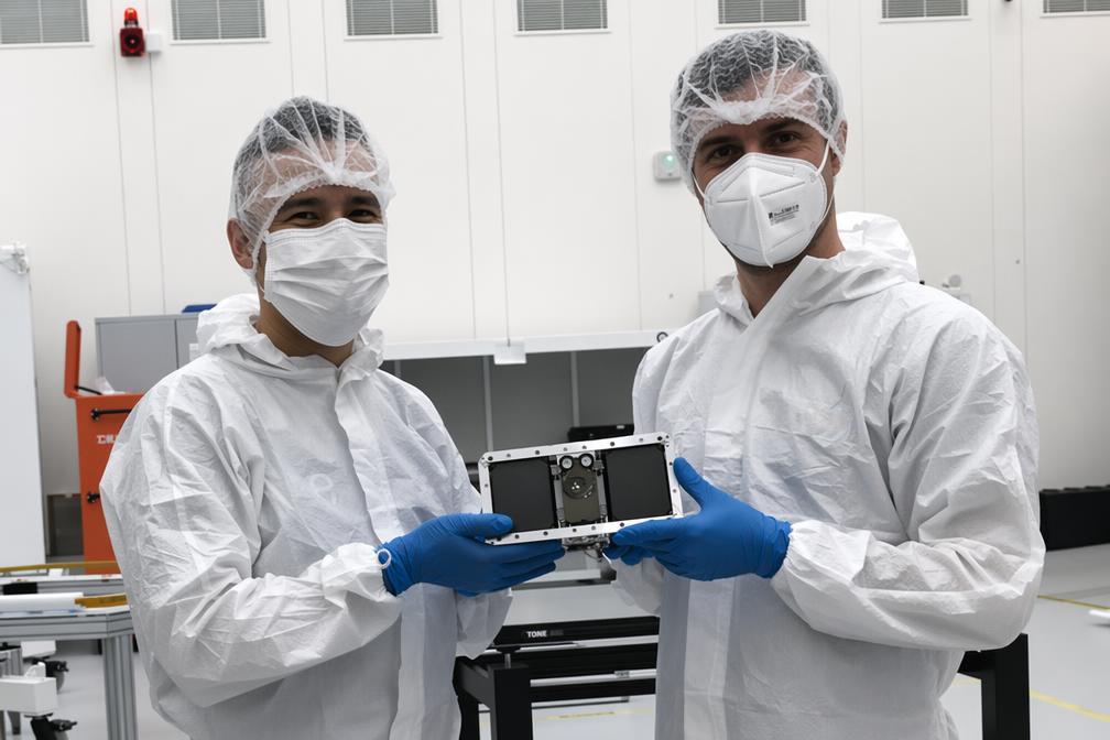 CubeSat propulsion system designed to extend small satellite mission lifespan